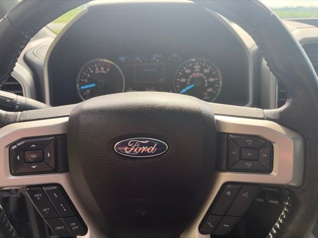 Used 2018 Gray Ford Lariat image 14