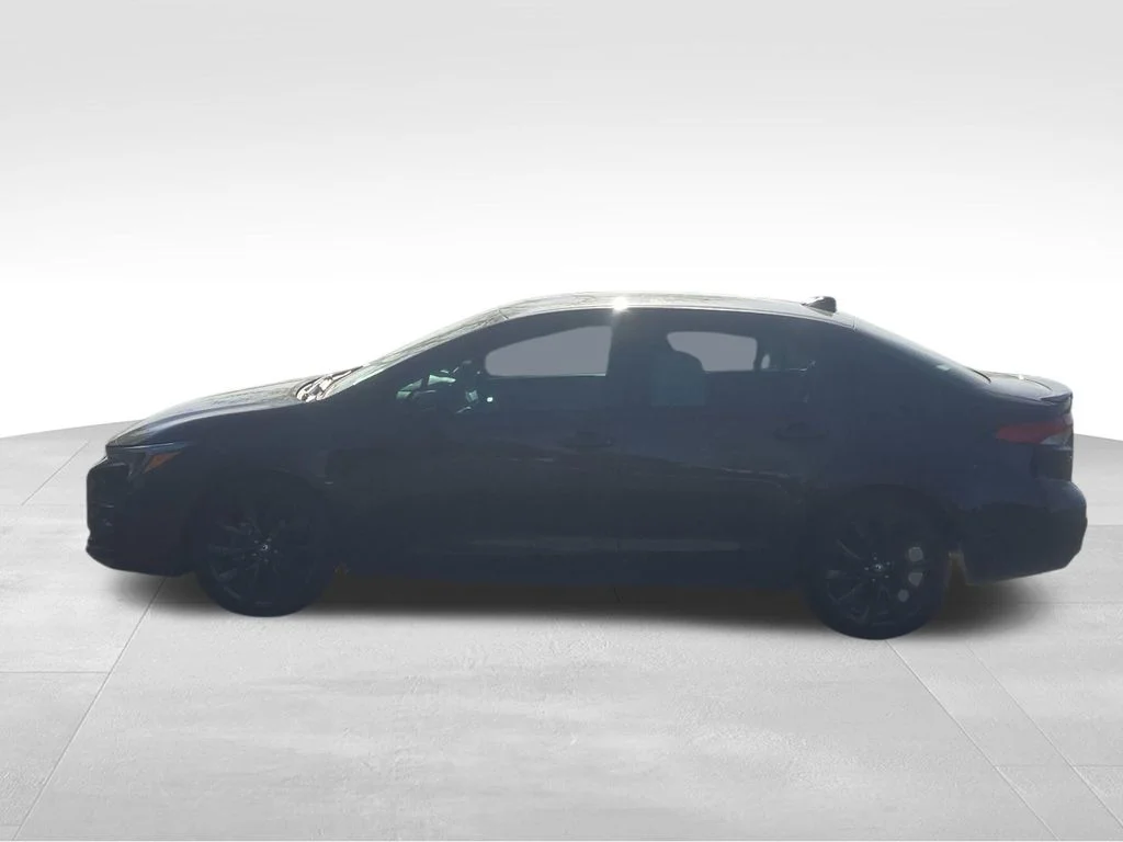Used 2023 UNDERGROUND Toyota SE image 14