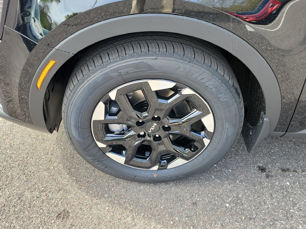New 2026 Ebony Black Kia S image 37