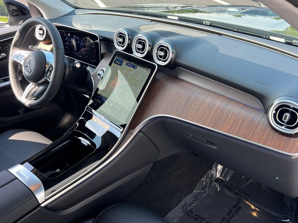 New 2026 Obsidian Black Metallic Mercedes-Benz GLC 300 image 26