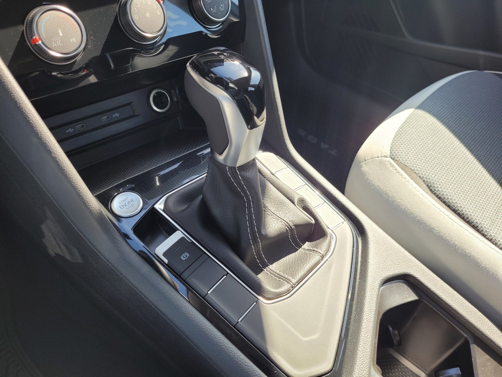 New 2026 Silver Volkswagen 1.5T S image 11