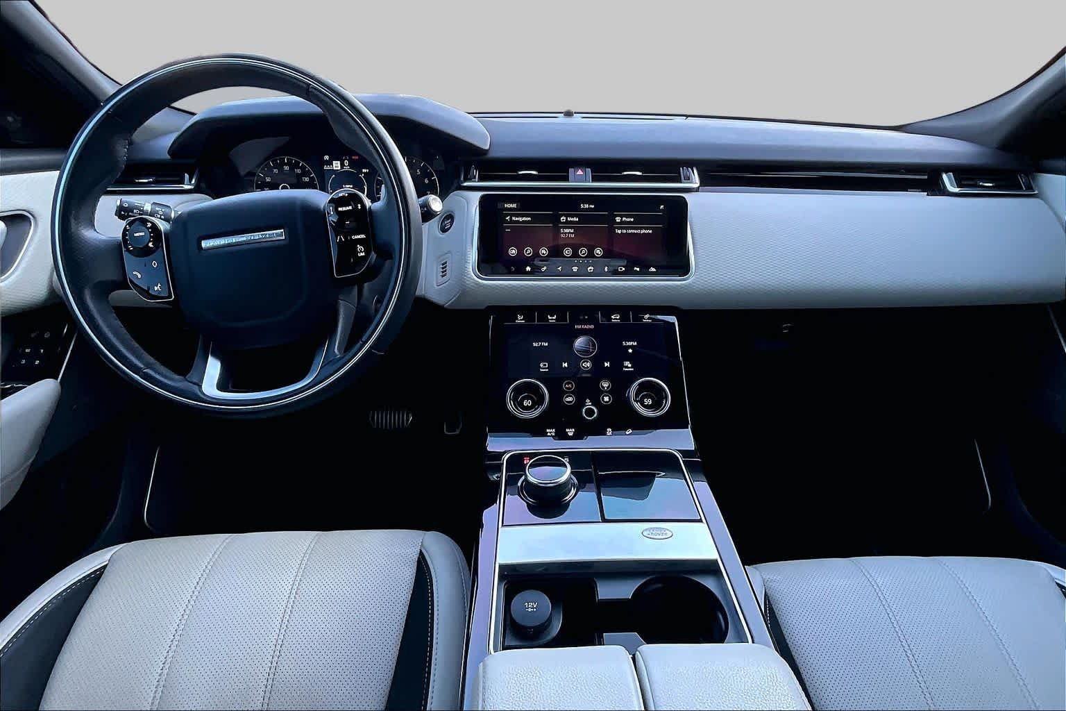 Used 2020 Narvik Black Land Rover R-Dynamic S image 15