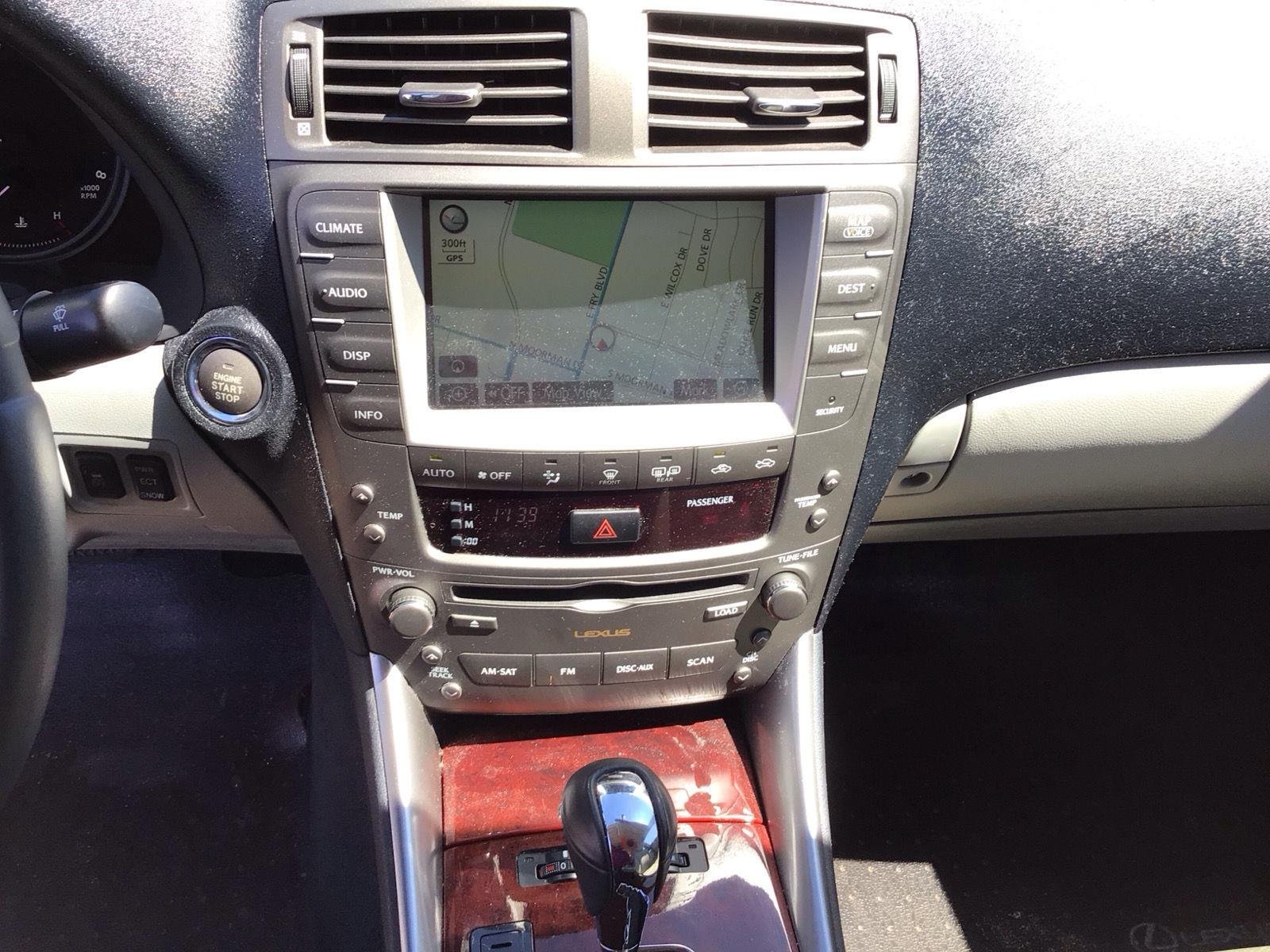 Used 2007  Lexus Base image 21