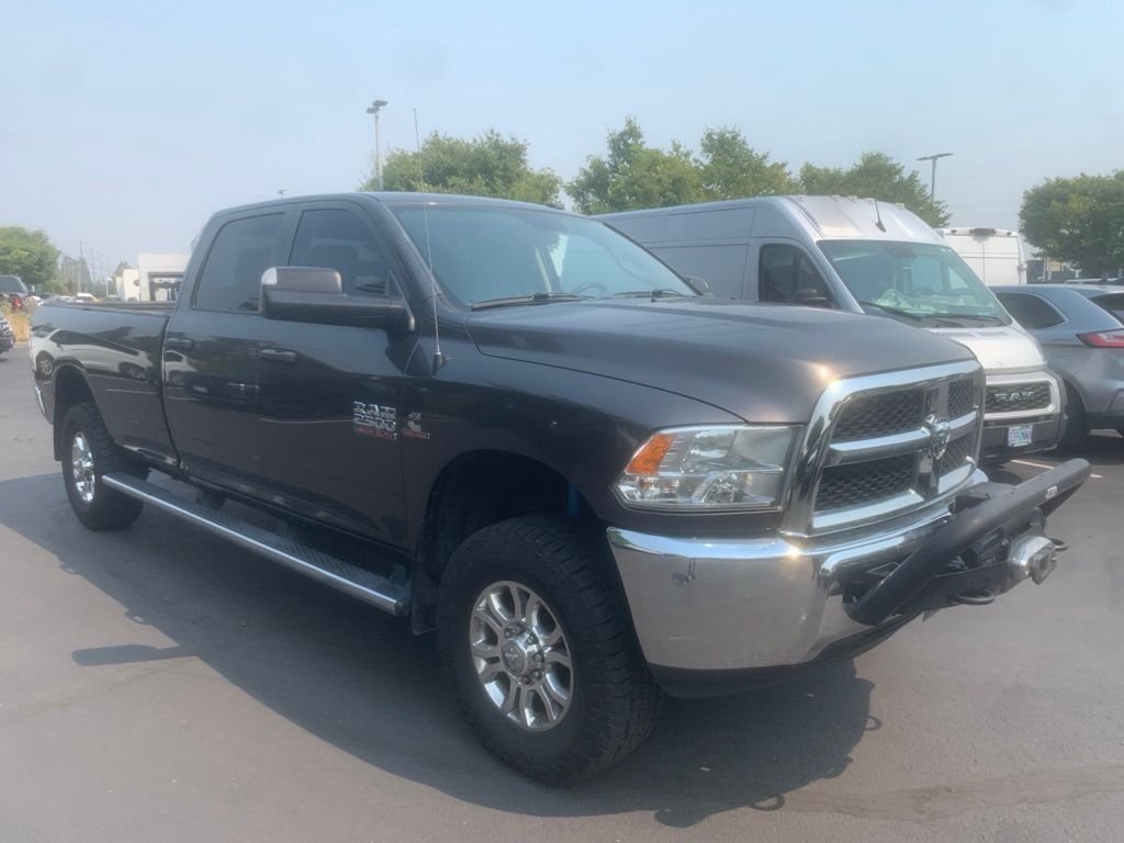 Used 2017 Granite Crystal Metallic Clearcoat Ram Tradesman image 5