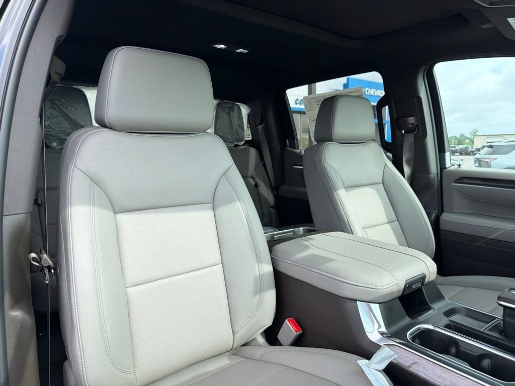 2026 Chevrolet Silverado 1500 LTZ - Photo 10