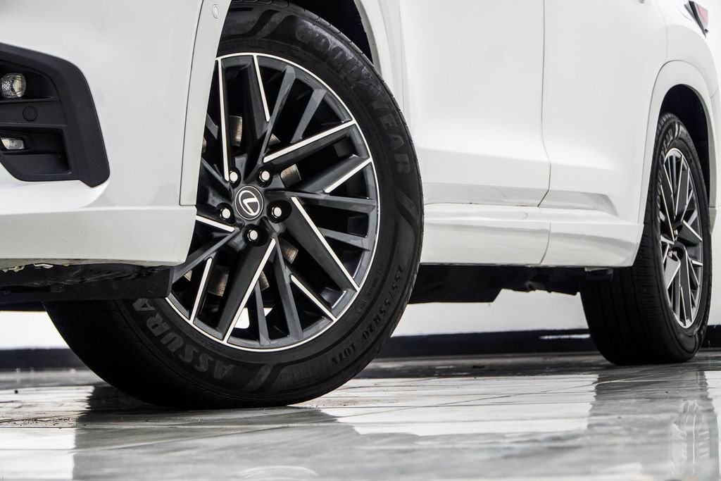 Used 2024 Beige Lexus 350 Luxury image 3