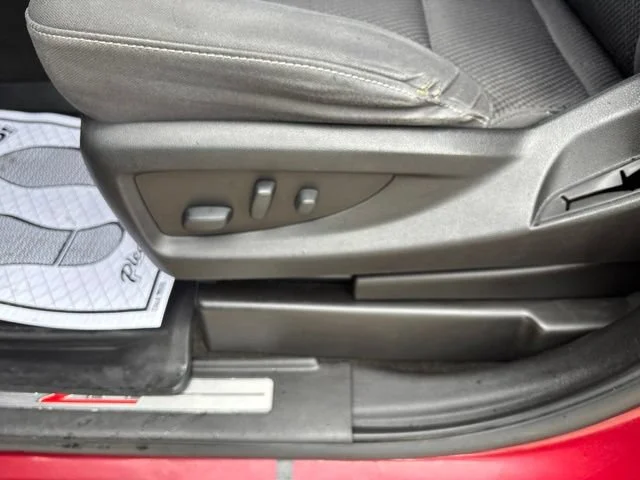 Used 2018 CAJUN RED TINTCOAT Chevrolet LT image 22