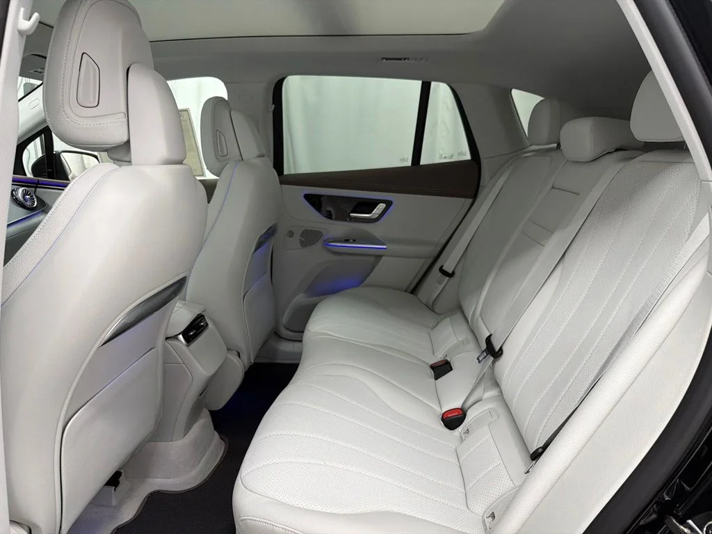 New 2027 Black Mercedes-Benz 320+ SUV image 21
