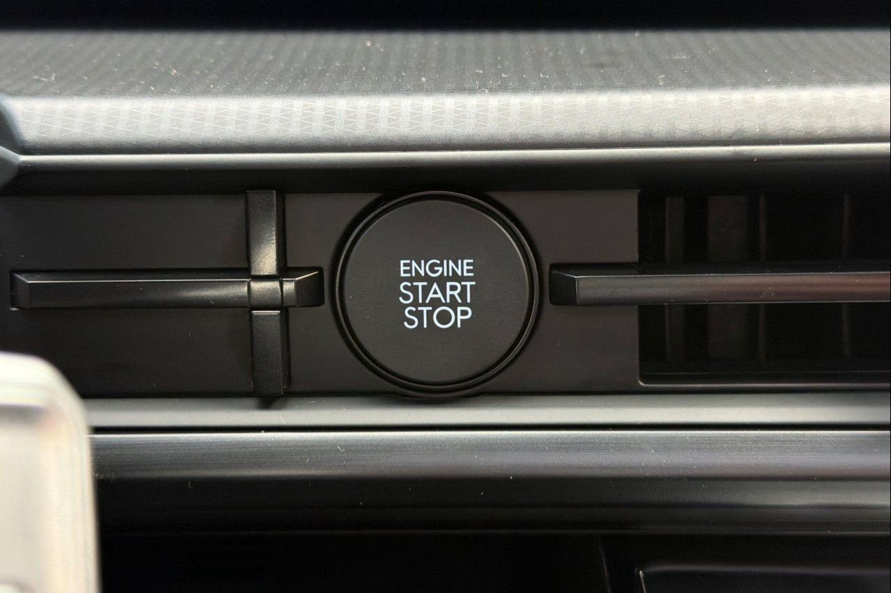 New 2026 White Hyundai Calligraphy AWD image 29