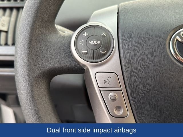 Used 2017 Silver Toyota Three image 23
