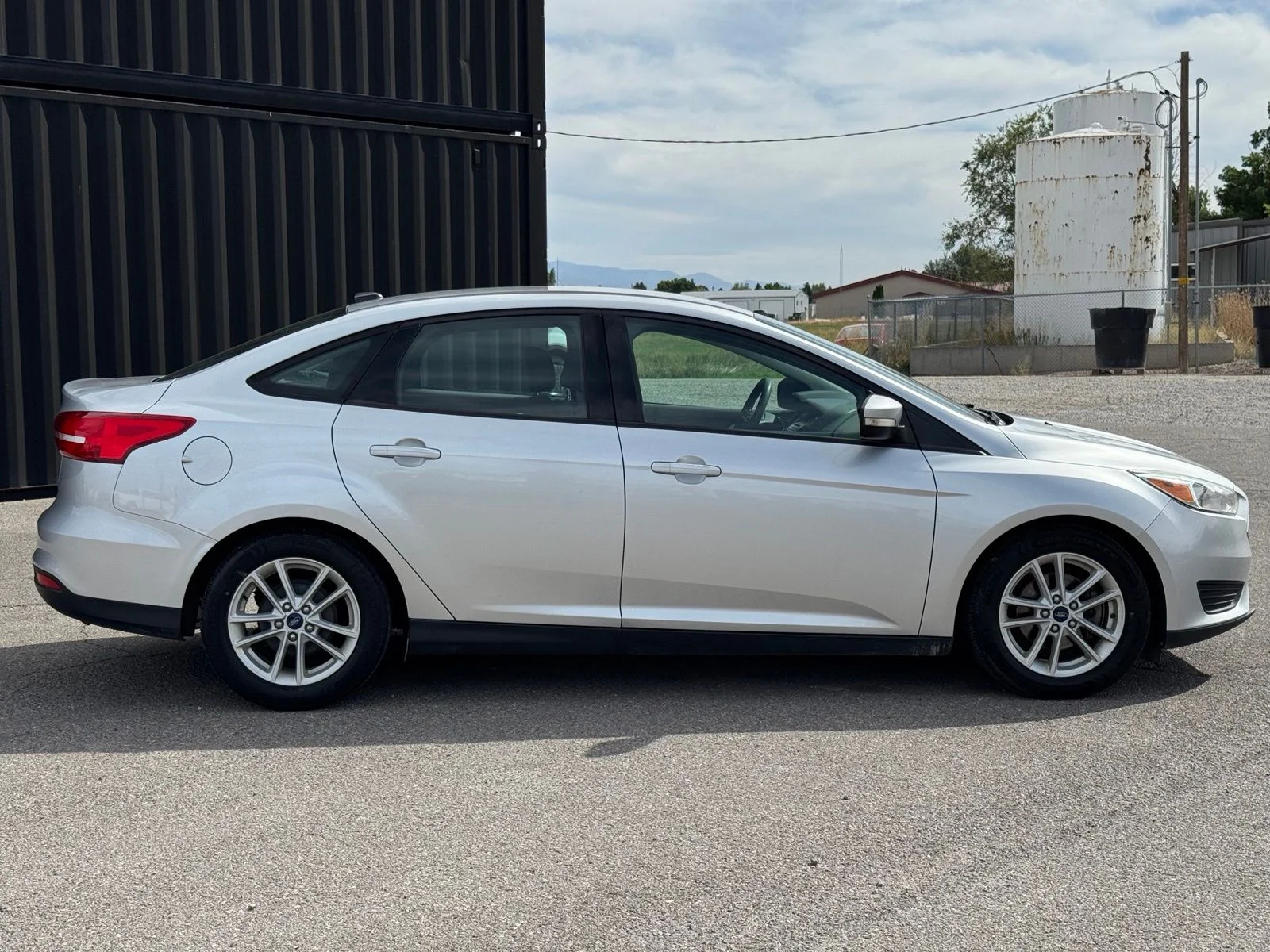 Used 2017 Silver Ford SE image 5
