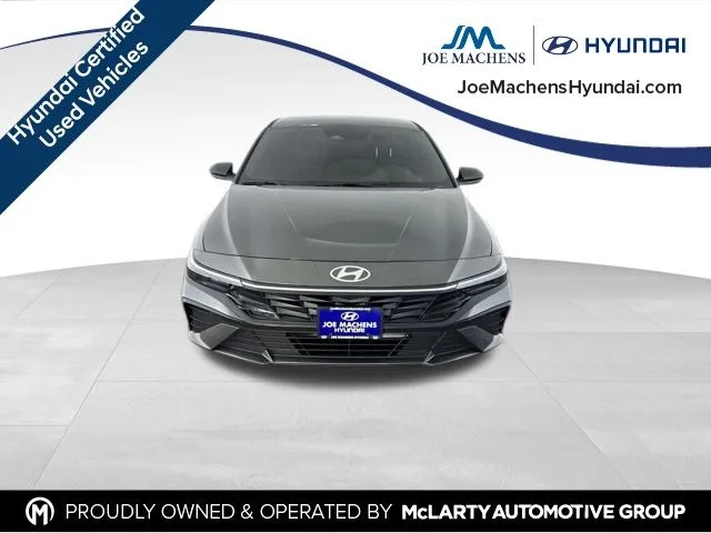 Used 2025 Gray Hyundai SEL Sport image 4
