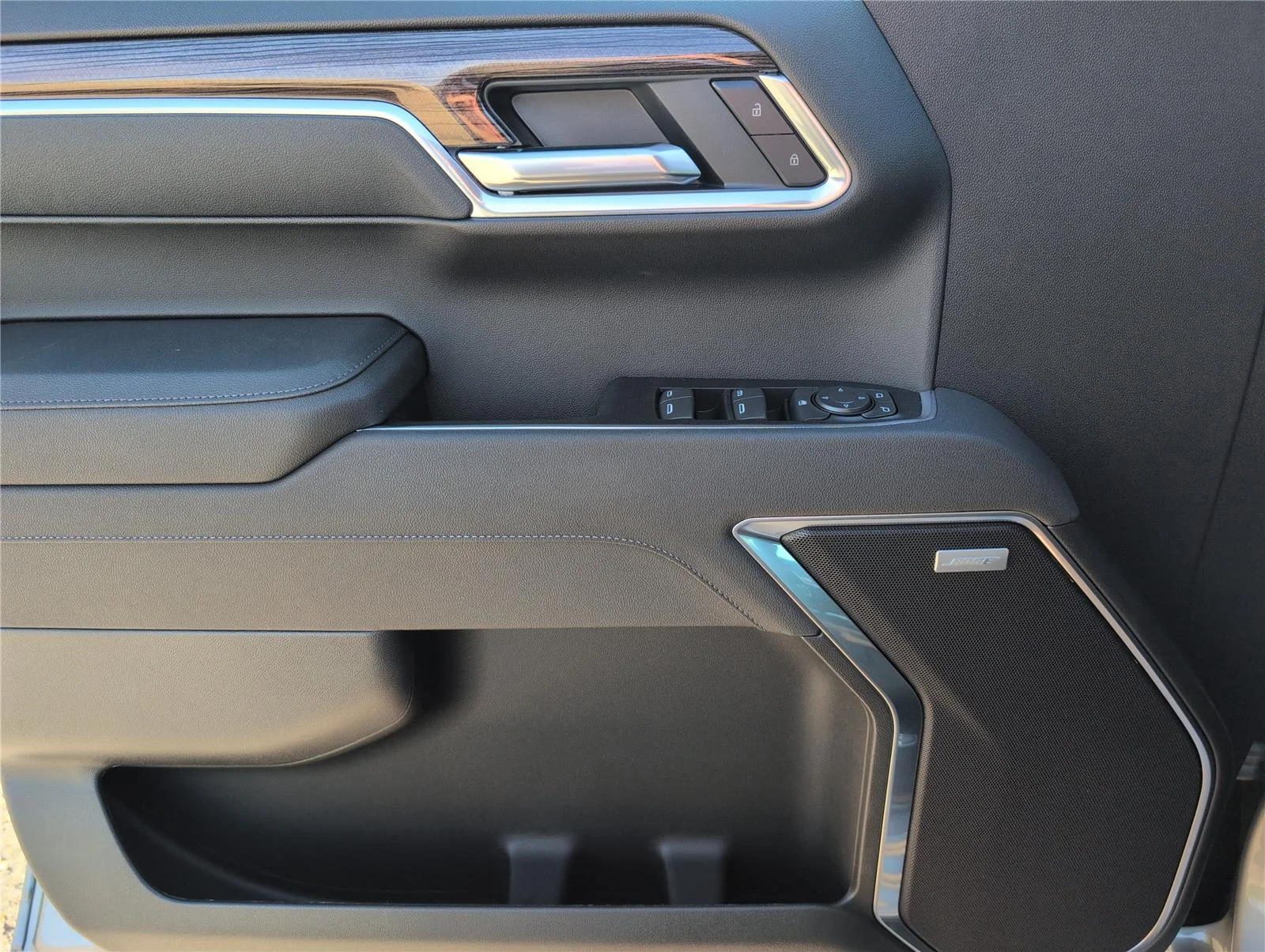 2026 Chevrolet Silverado 1500 RST - Photo 19