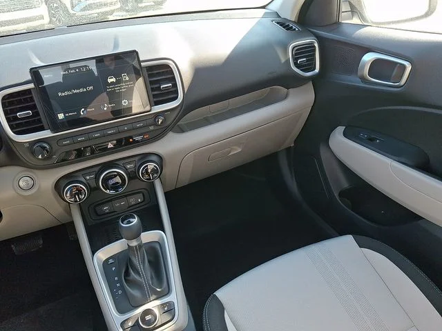 New 2026 White Hyundai SEL image 11