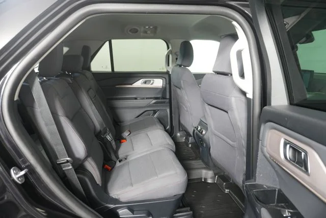 Certified Used 2025 Agate Black Metallic Ford Active image 27