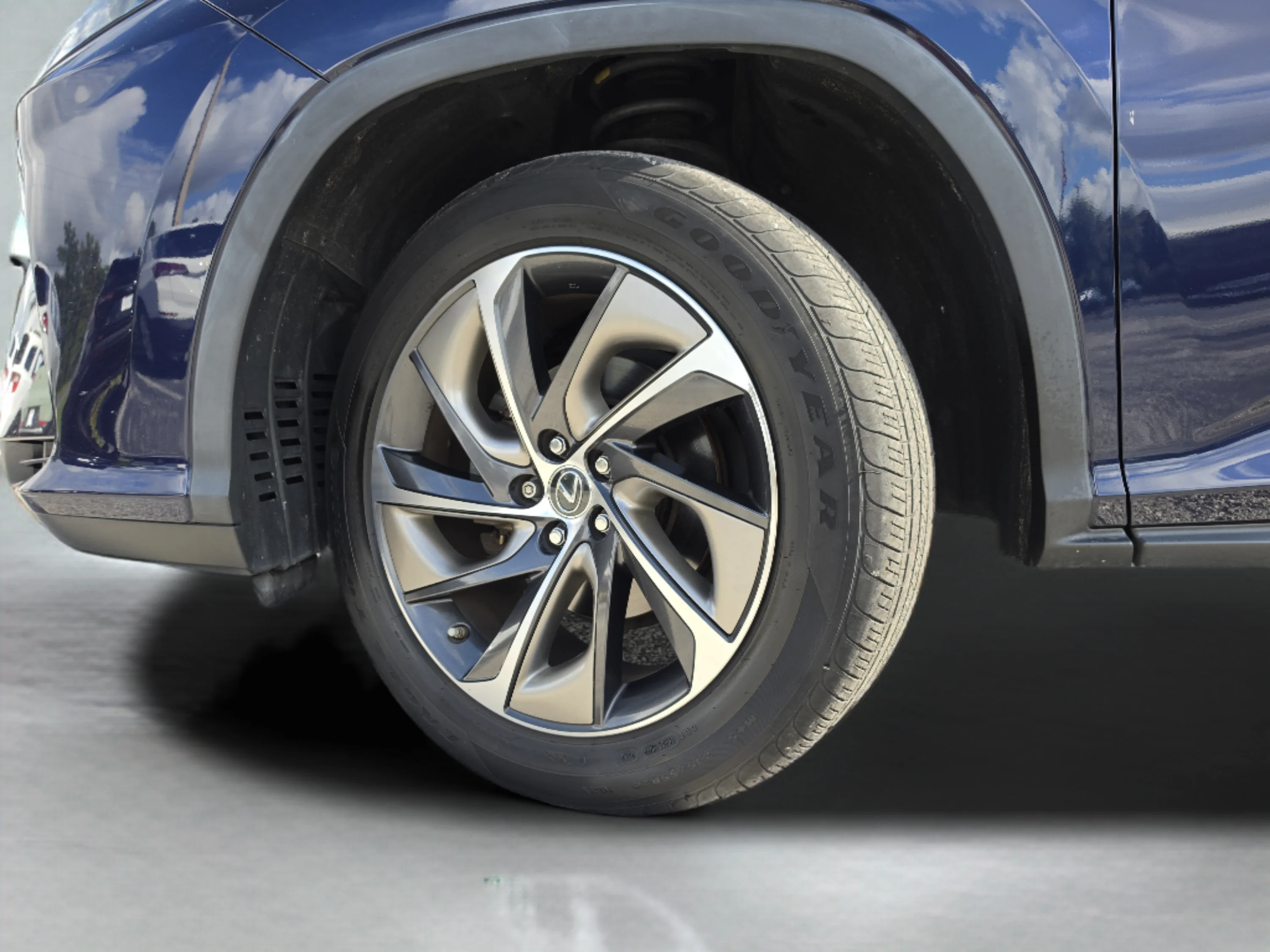 Used 2018 Mica Lexus RX 450hL Luxury image 43
