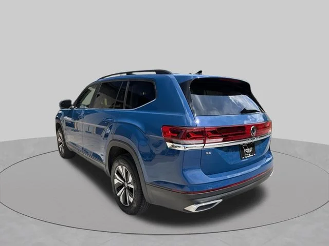 Used 2026 Blue Volkswagen SE image 5