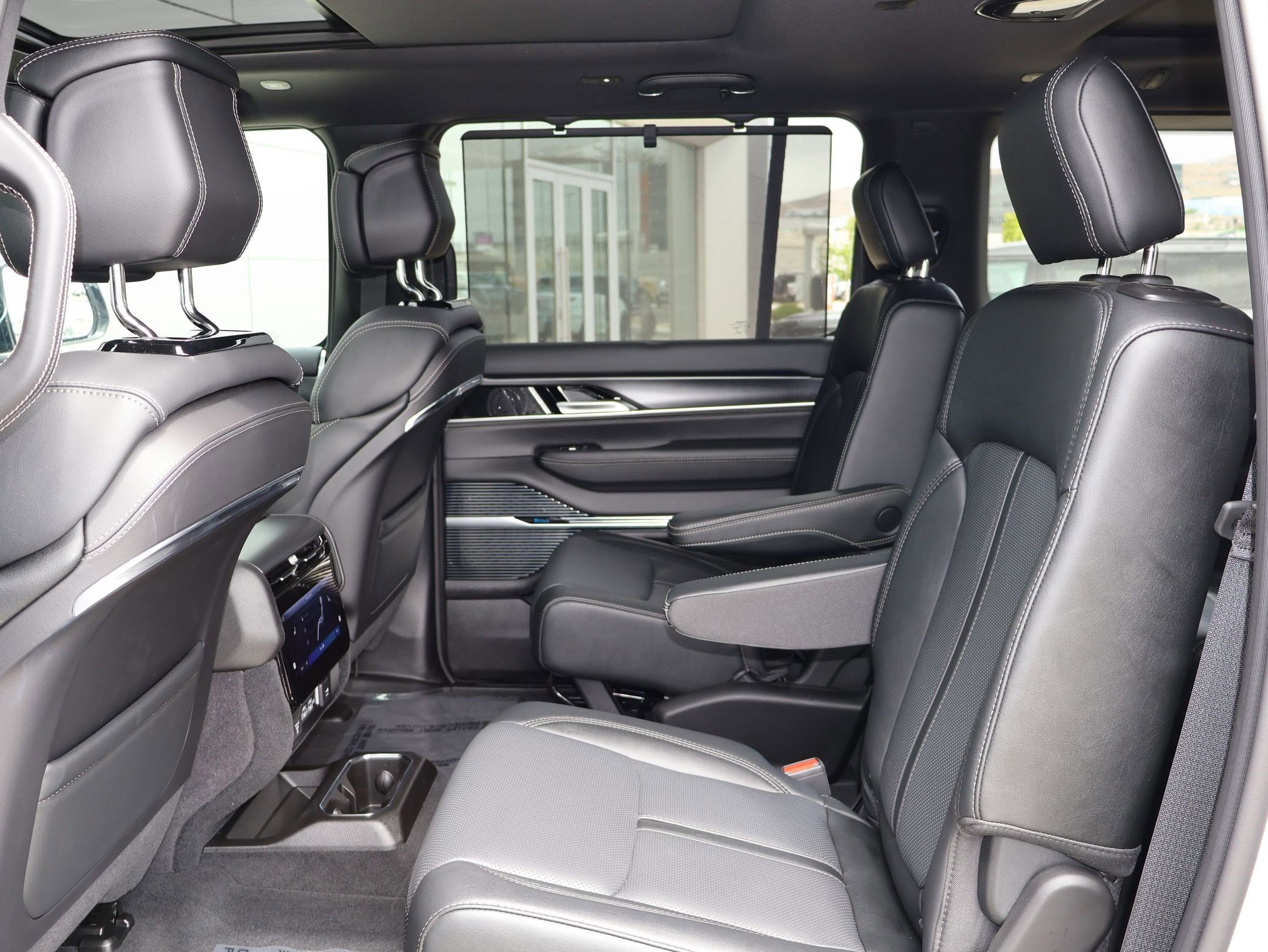 2026 Jeep Grand Wagoneer Summit Obsidian - Photo 25