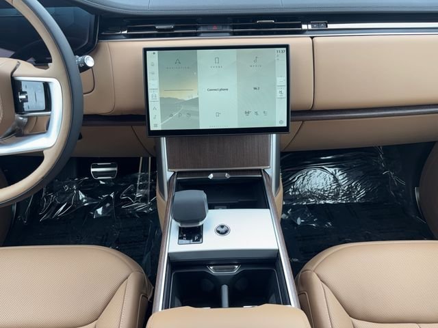 New 2026 Carpathian Grey Land Rover SE image 15