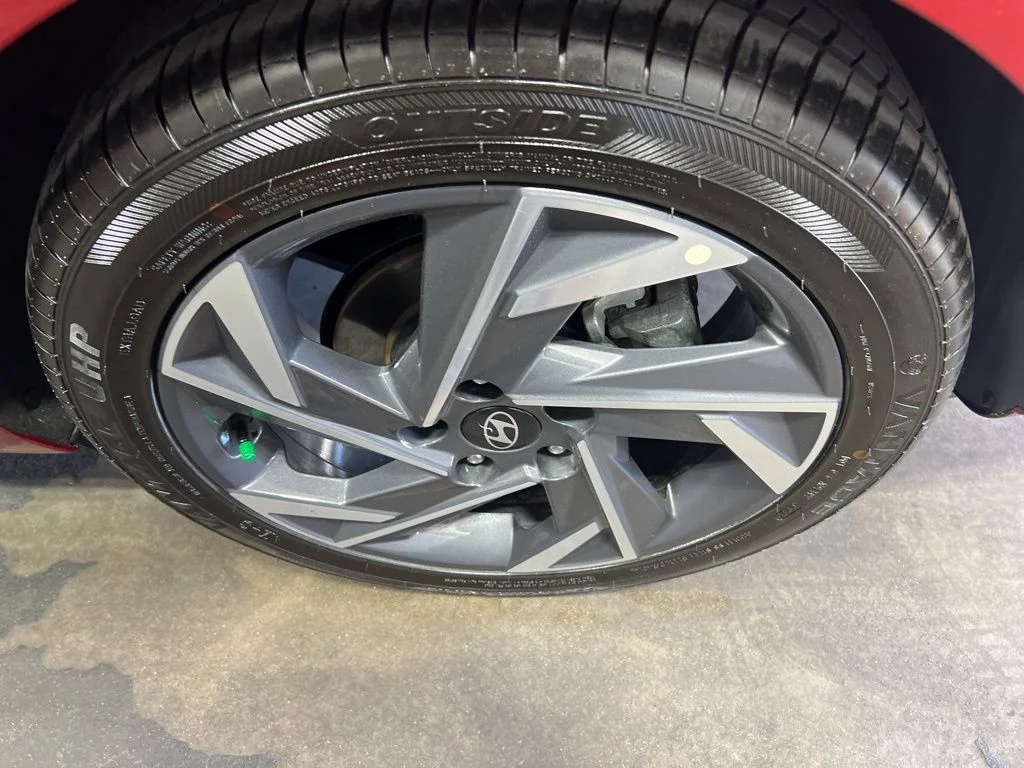 2025 Hyundai Elantra SEL - Photo 28