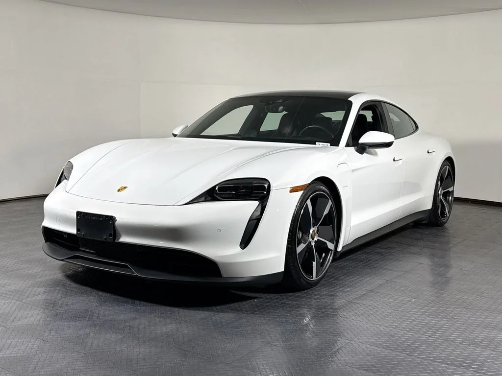 Used 2022 White Porsche  image 1