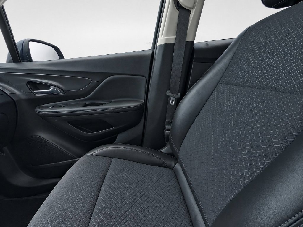 Used 2016 Red Buick Base image 24