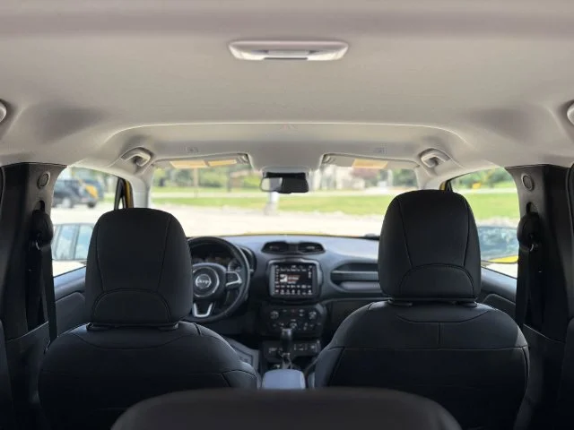 2023 Jeep Renegade Trailhawk - Photo 11