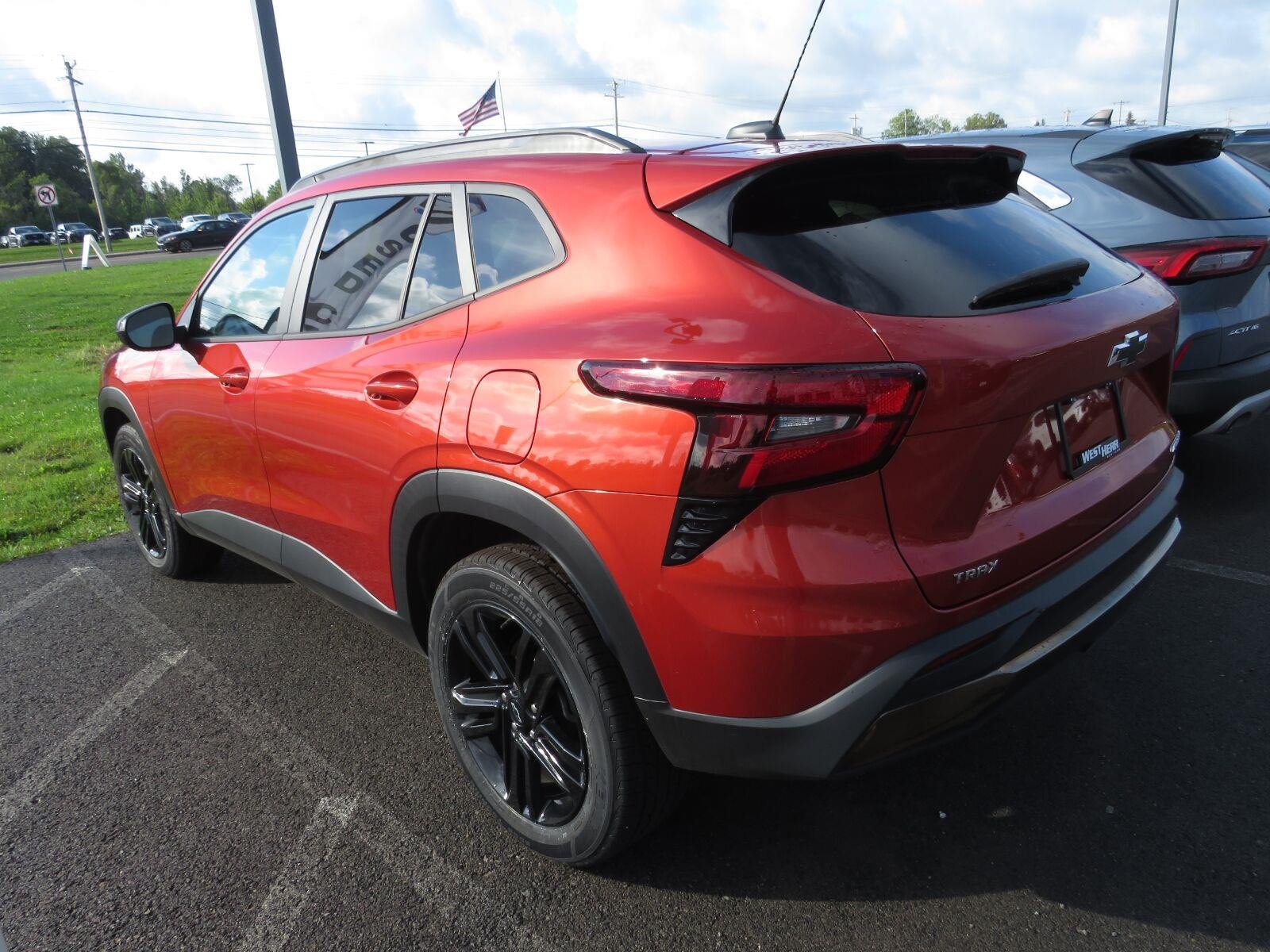 Used 2024 Cayenne Orange Metallic Chevrolet ACTIV image 23