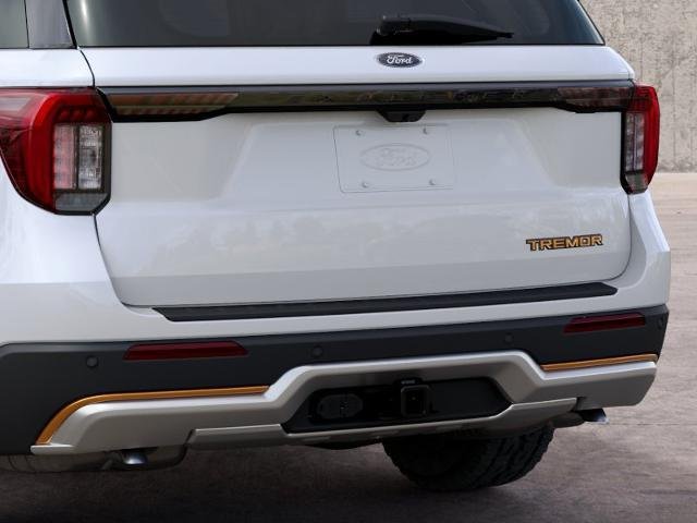 New 2027 Star White Metallic Tri-Coat Ford Tremor® image 46