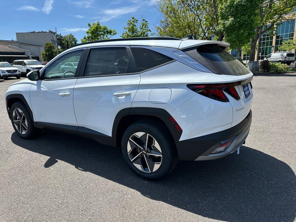 New 2026 White Hyundai SEL AWD image 4
