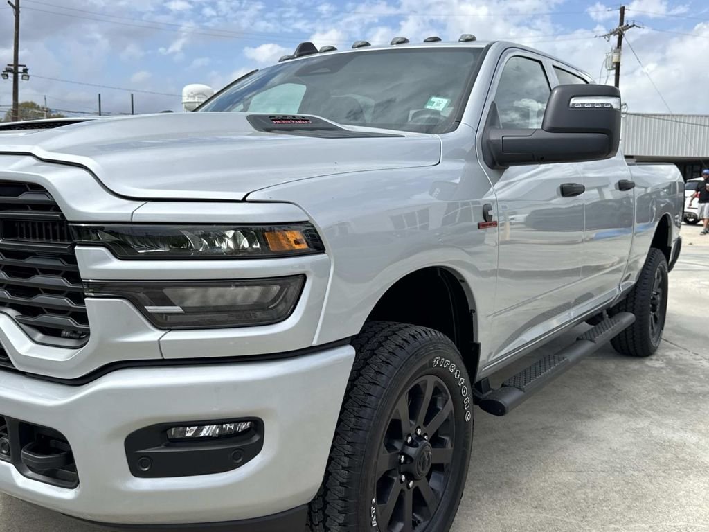 New 2026 Silver-Zynith Exterior Paint RAM Tradesman image 7