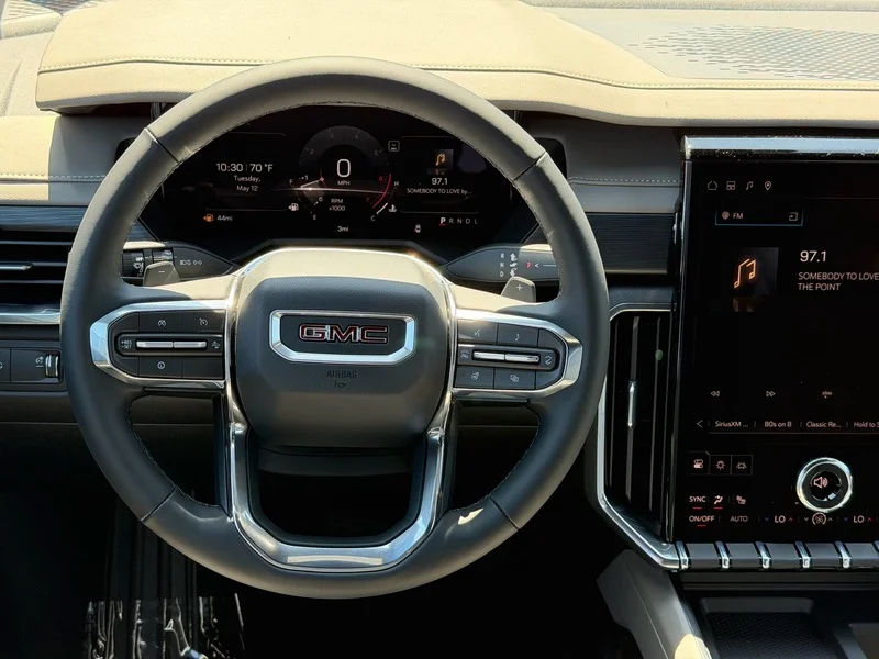 New 2026 Sterling Metallic GMC Elevation image 12