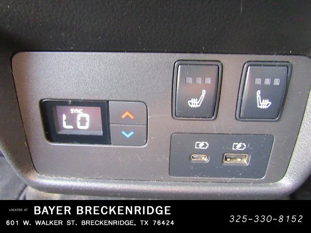 Used 2021 Gray Nissan Platinum image 15