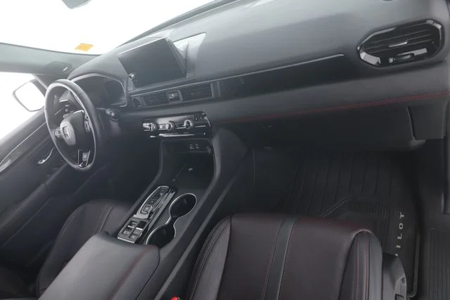 Used 2025 White Honda Black Edition image 33