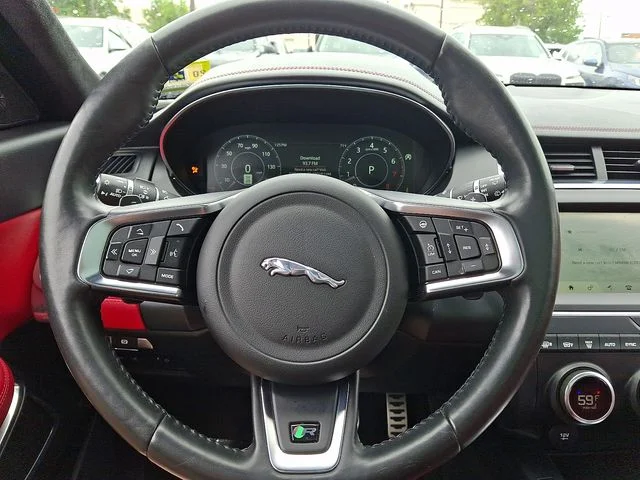 Used 2019  Jaguar R-Dynamic image 19