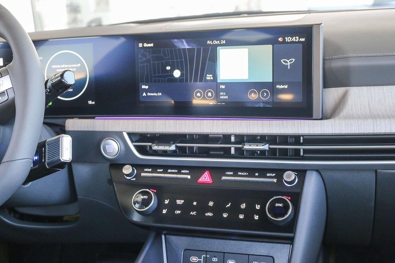 New 2025 Black Hyundai Limited image 13