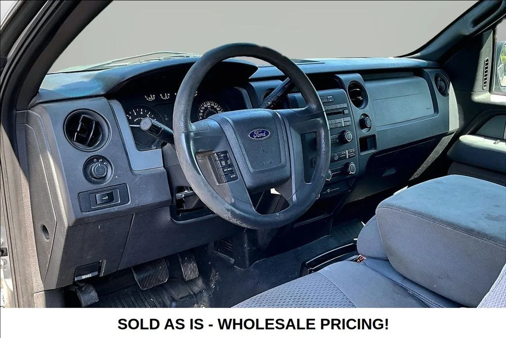 Used 2011 Silver Ford XL image 18