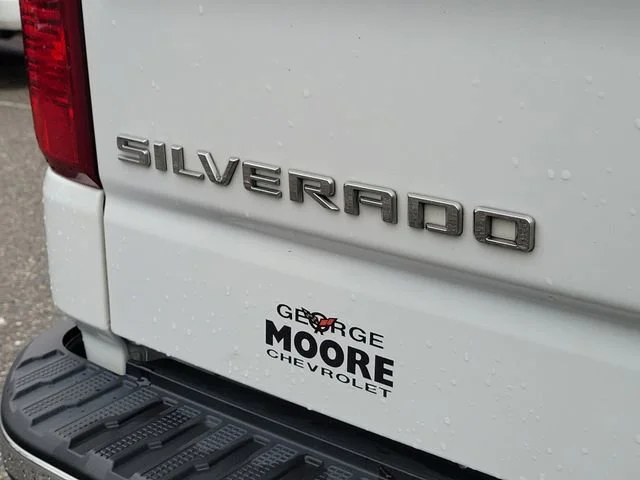 2025 Chevrolet Silverado 1500 LT - Photo 6