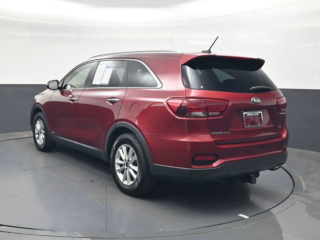 Used 2020 Passion Red Kia LX image 6