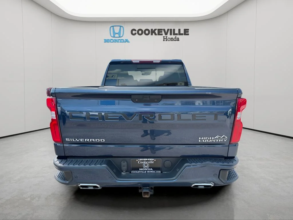 Used 2021 Northsky Blue Metallic Chevrolet High Country image 5