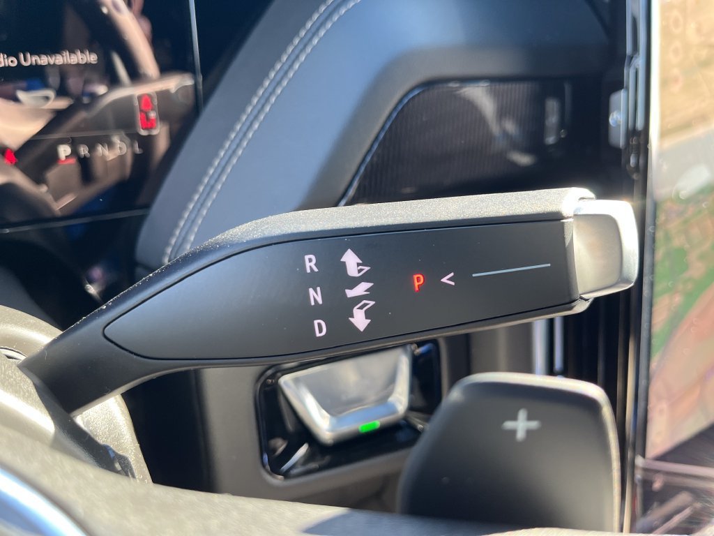 New 2027 Onyx Black GMC Elevation image 18