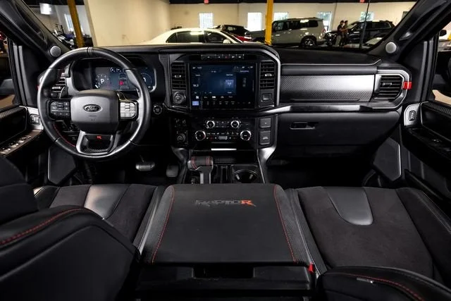 Used 2024 Shelter Green Ford Raptor image 34