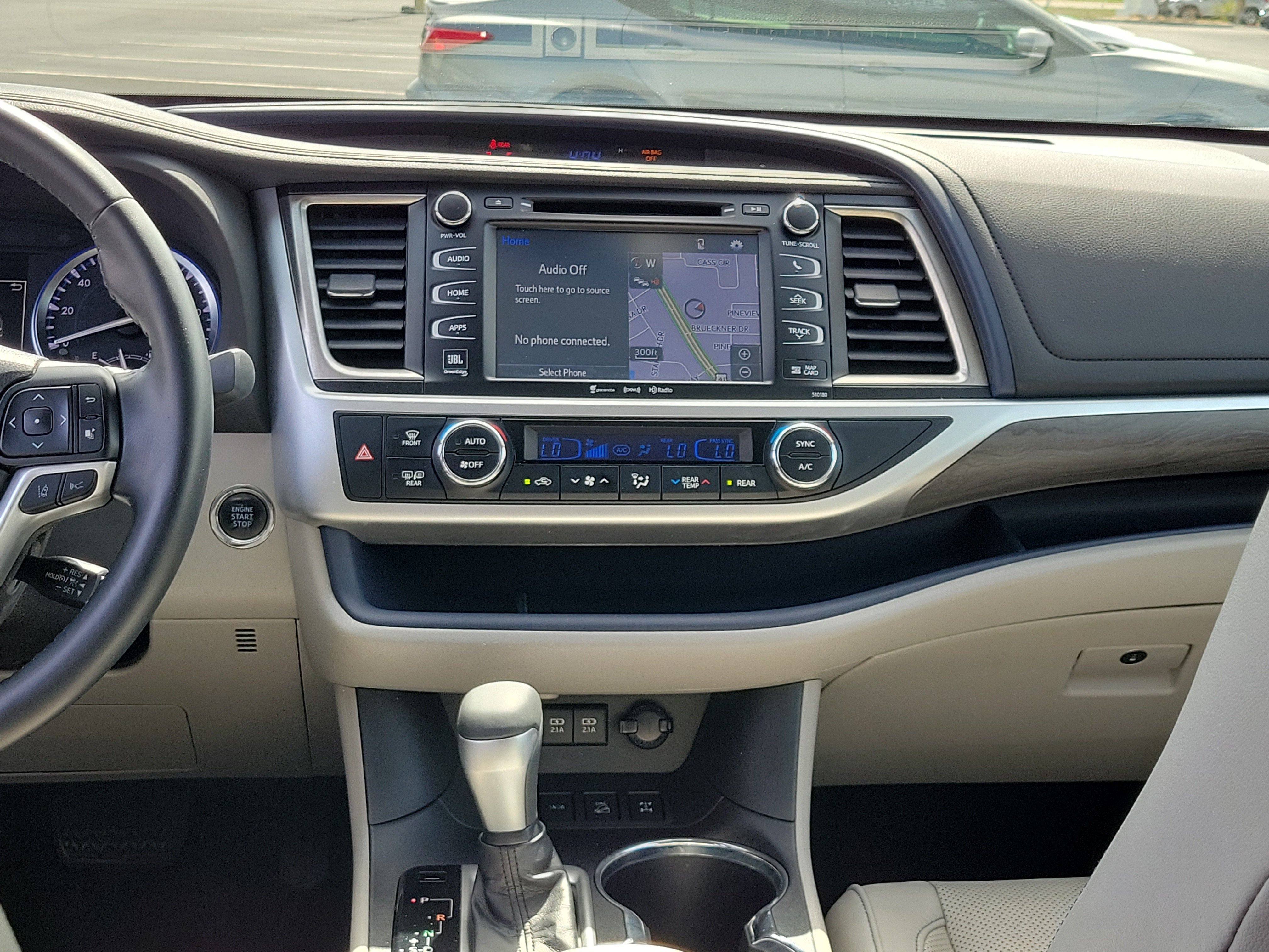 Used 2018 Blizzard Pearl Toyota Limited image 17