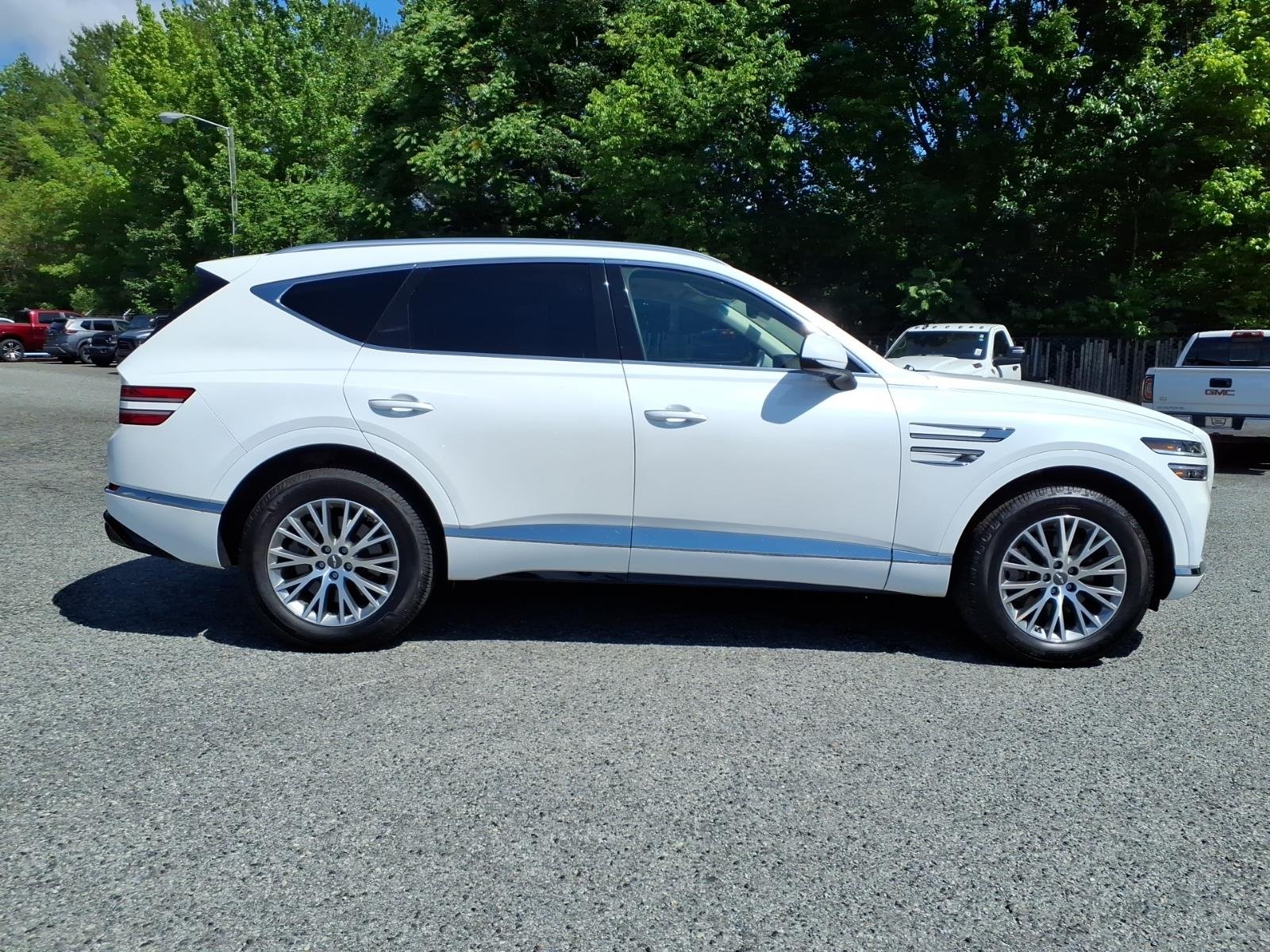 Used 2024 White Genesis 2.5T image 24