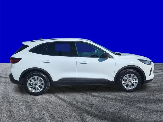New 2026 Oxford White Ford Active® image 3