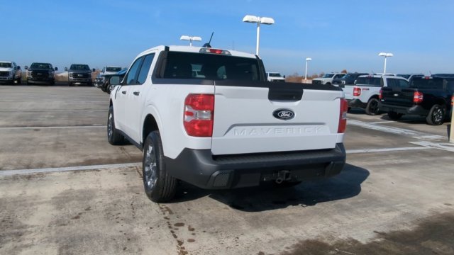 New 2026 Oxford White Ford XLT image 80