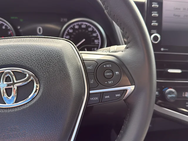 Used 2024 Silver Toyota XLE image 17