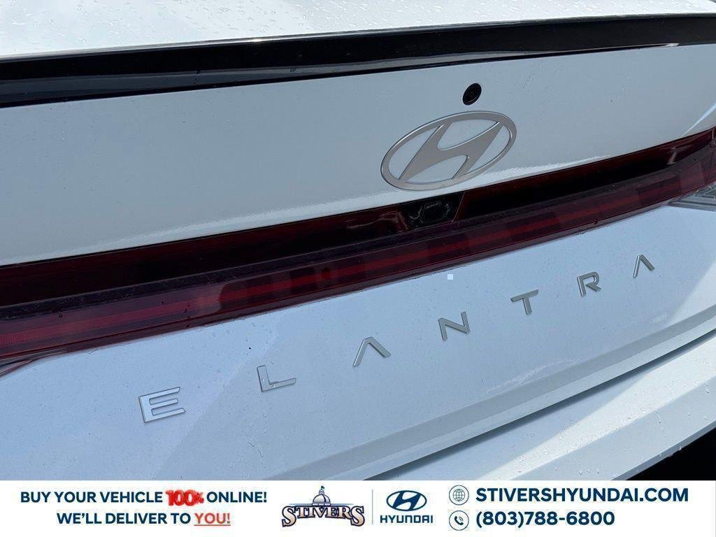 New 2026 White Hyundai SEL Sport image 15