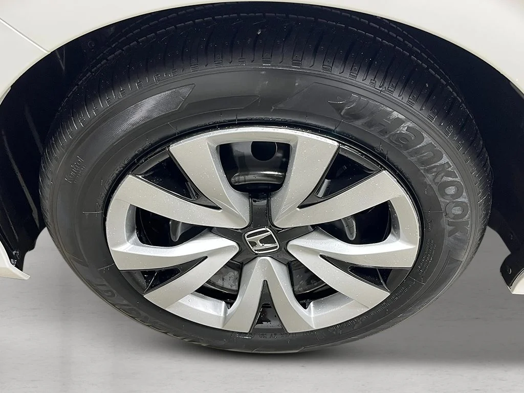 New 2026 Platinum White Pearl Honda LX image 12
