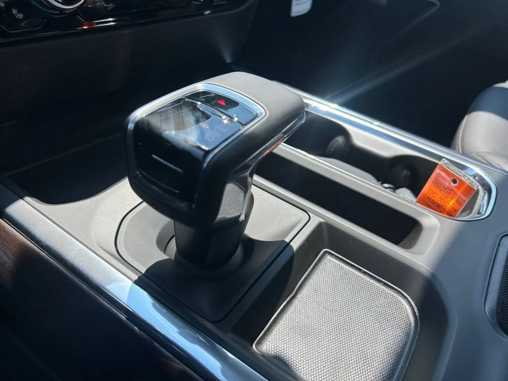 New 2026 Onyx Black GMC SLT image 33
